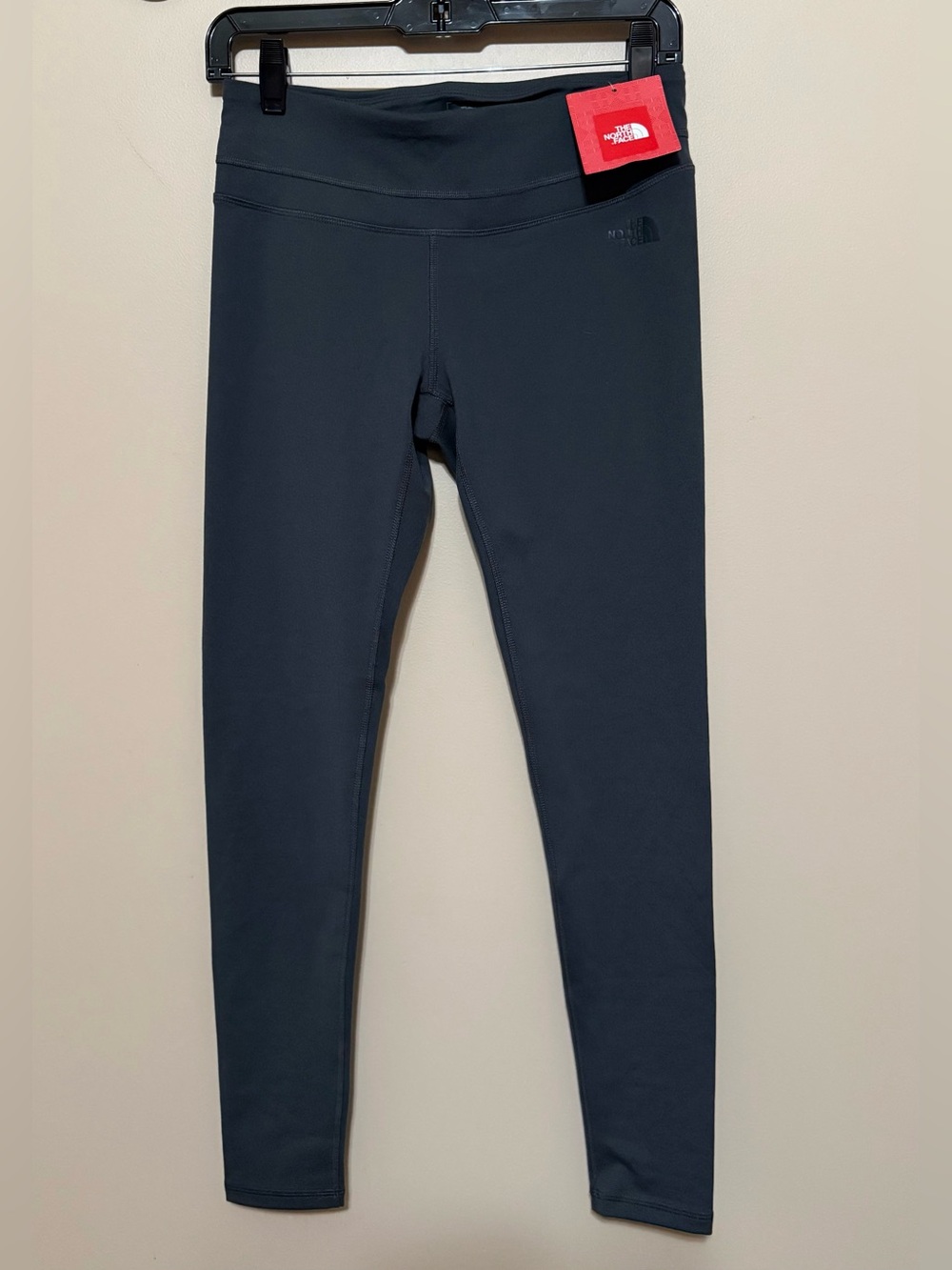 NWT The North Face Hatha Leggings in Asphalt Grey Sz M